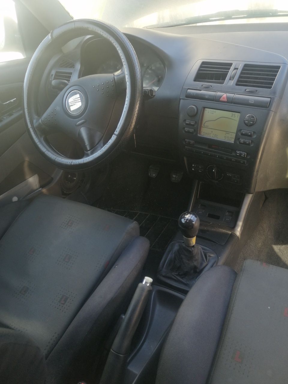 SEAT Ibiza 1.9 TDI – Motor VW, económico, fiável, pneus novos