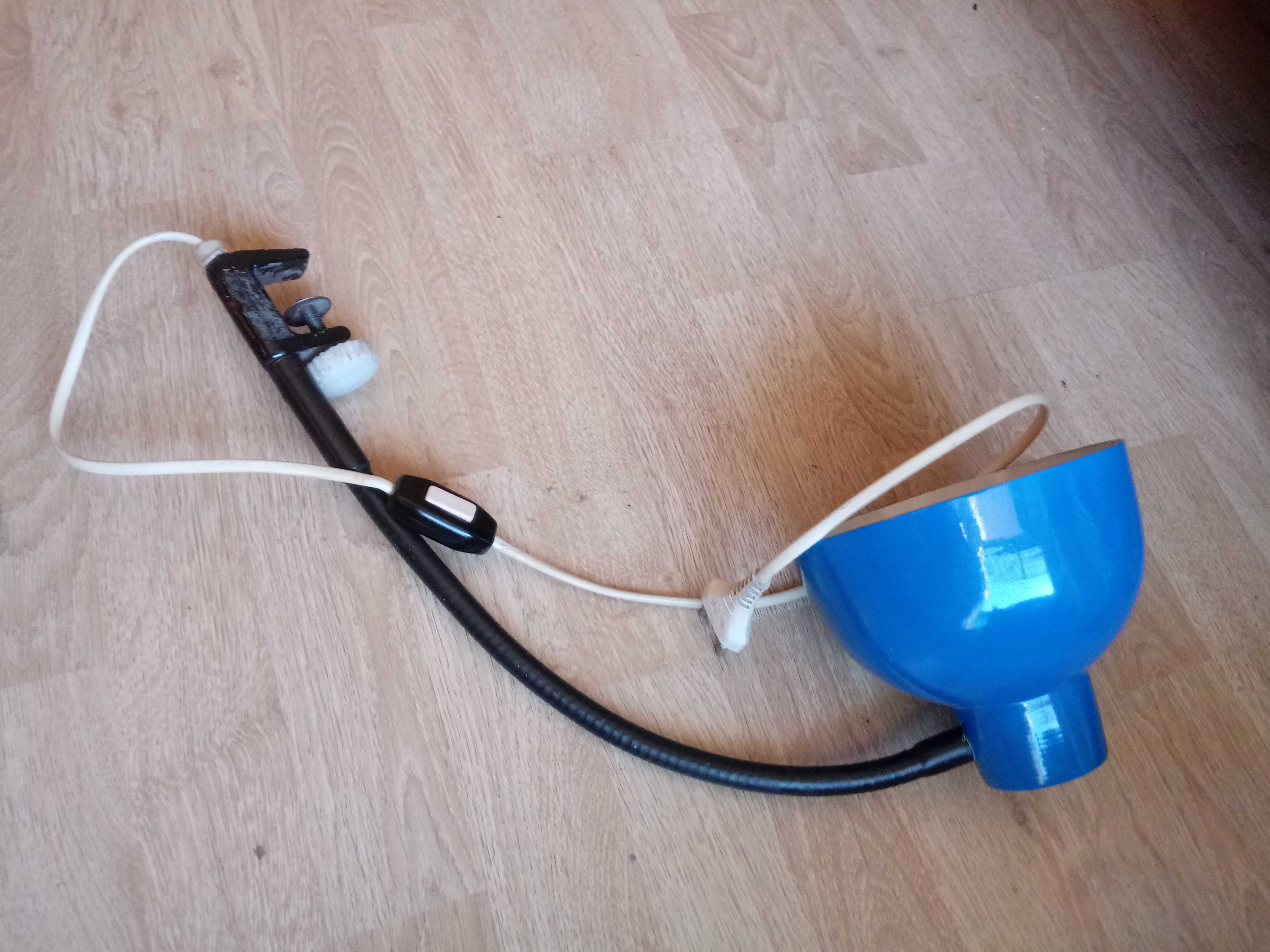 Zabytkowa lampka na biurko PRL