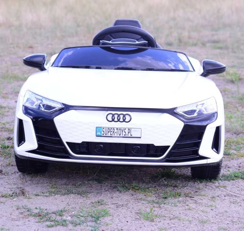 Autko na akumulator AUDI RS E-TRON GT 4x4 dla dzieci auto jeździk RC