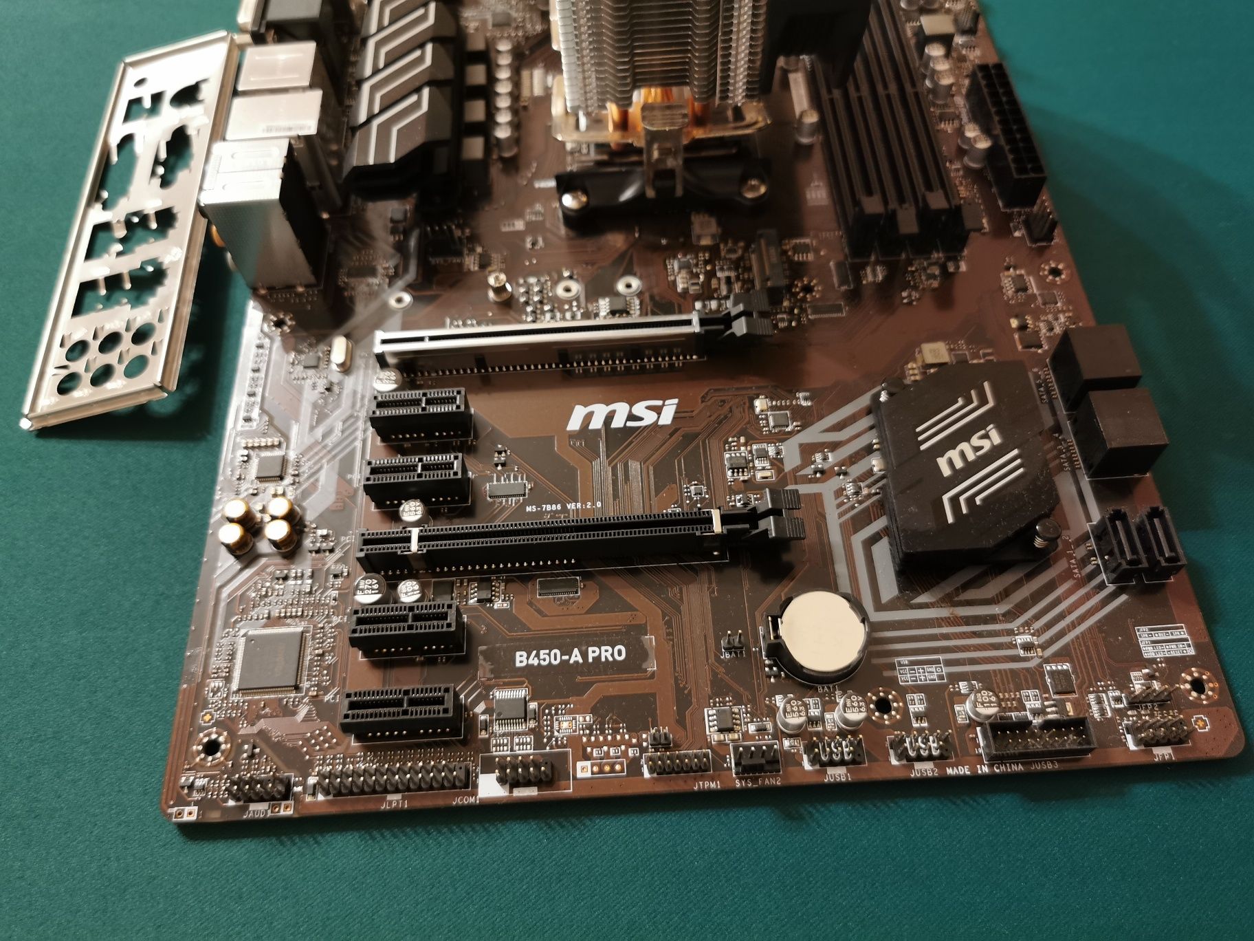 Procesor Ryzen 7 2700 + płyta główna msi b450a pro + Spartan 3