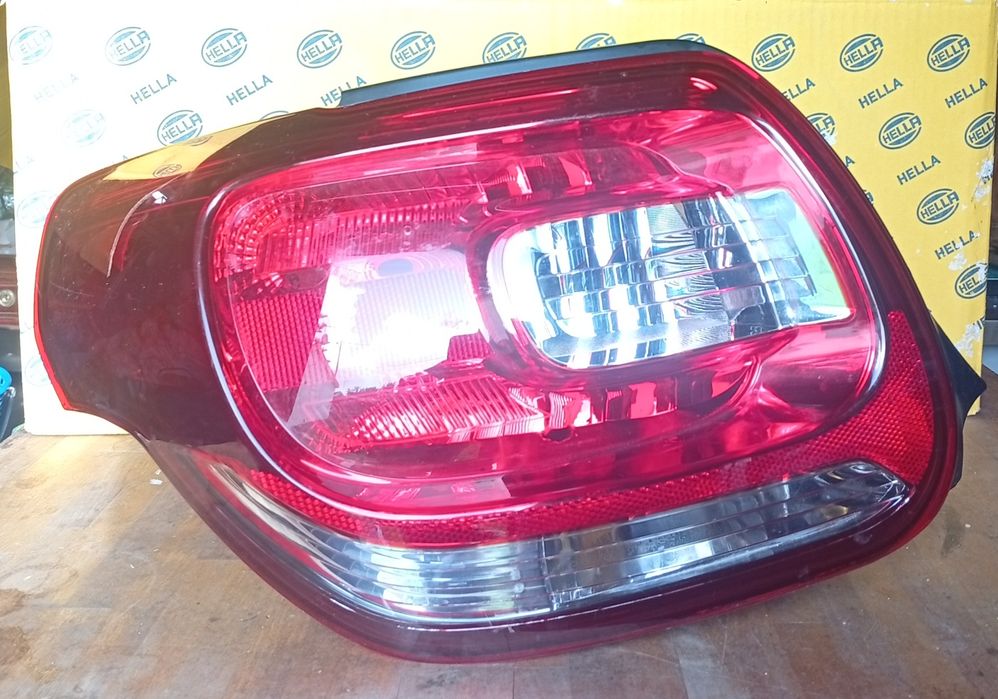 Stop Traseiro Esquerdo Citroen DS3