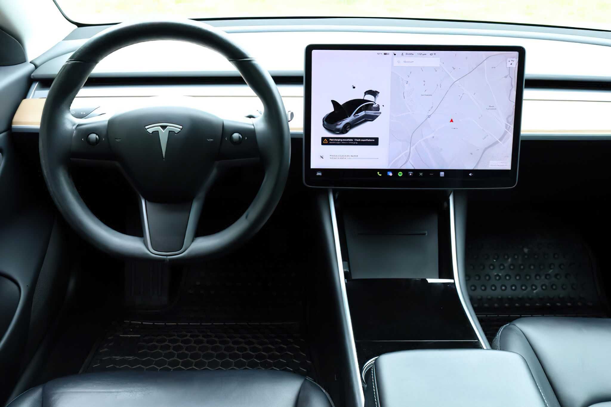 Tesla Model 3 Long Range 2018