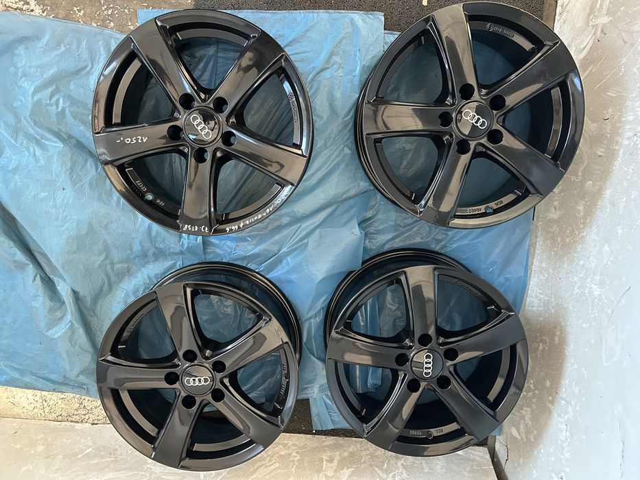 320 Felgi Aluminiowe AUDI R 16 5x112 otwór 66,6 Bardzo Ładne Czarne