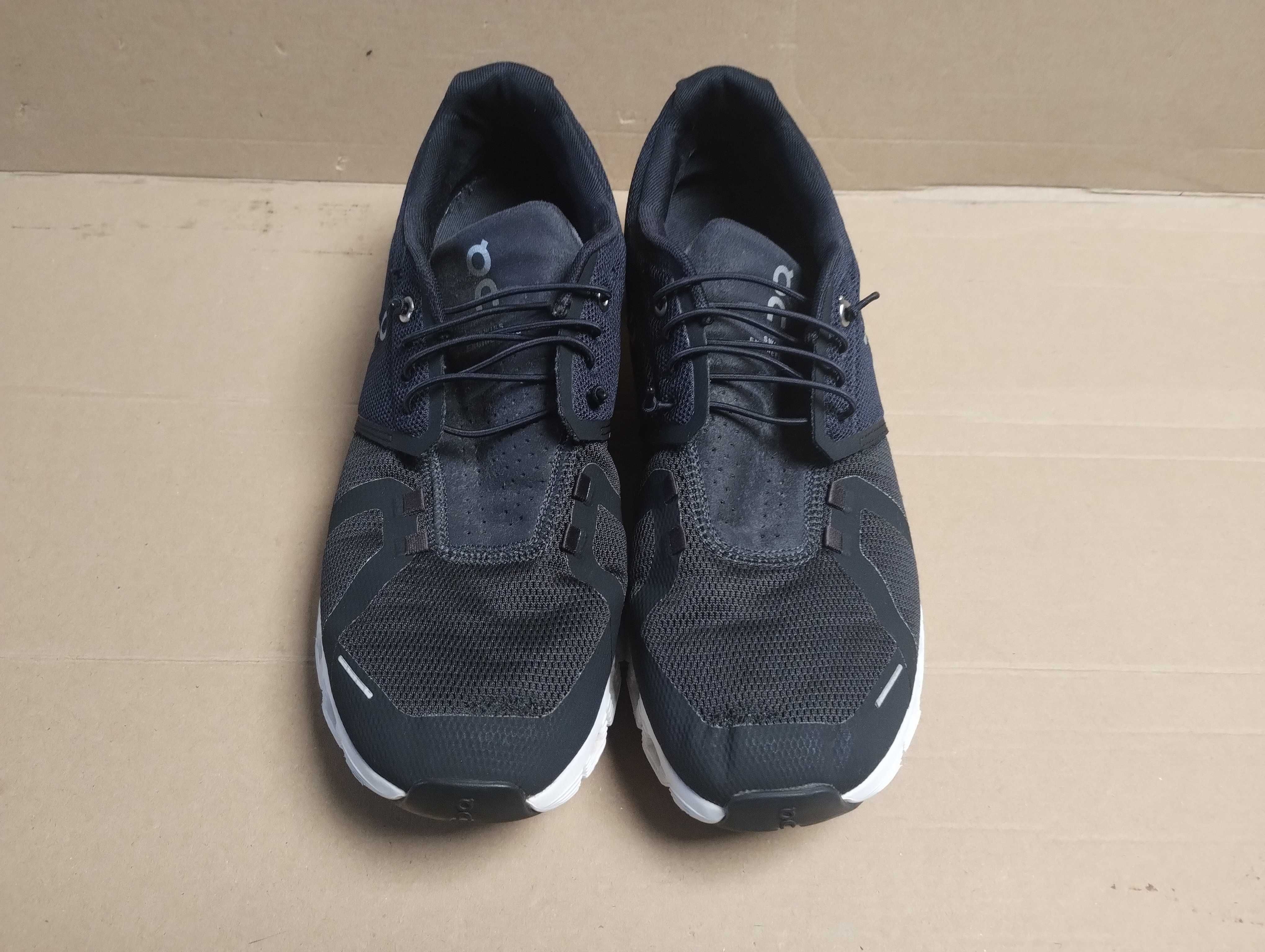 Buty do biegania biegowe sneakersy 45  ON Running Cloud 5
