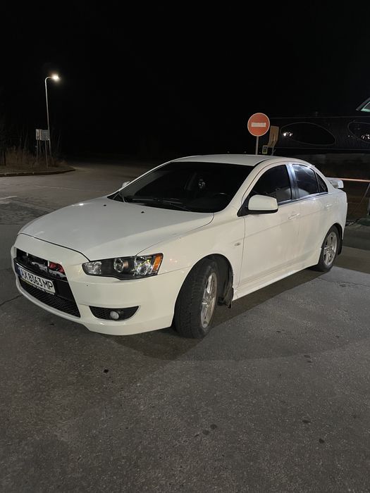 Продам ланцер х хорошее состояние