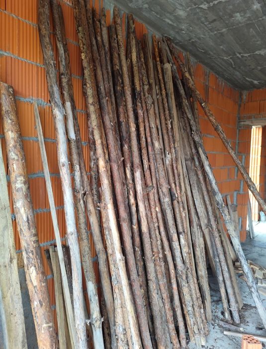 Stemple budowlane cienkie