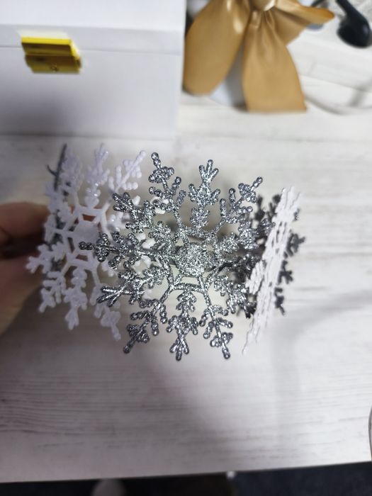 Обруч корона сніжинки