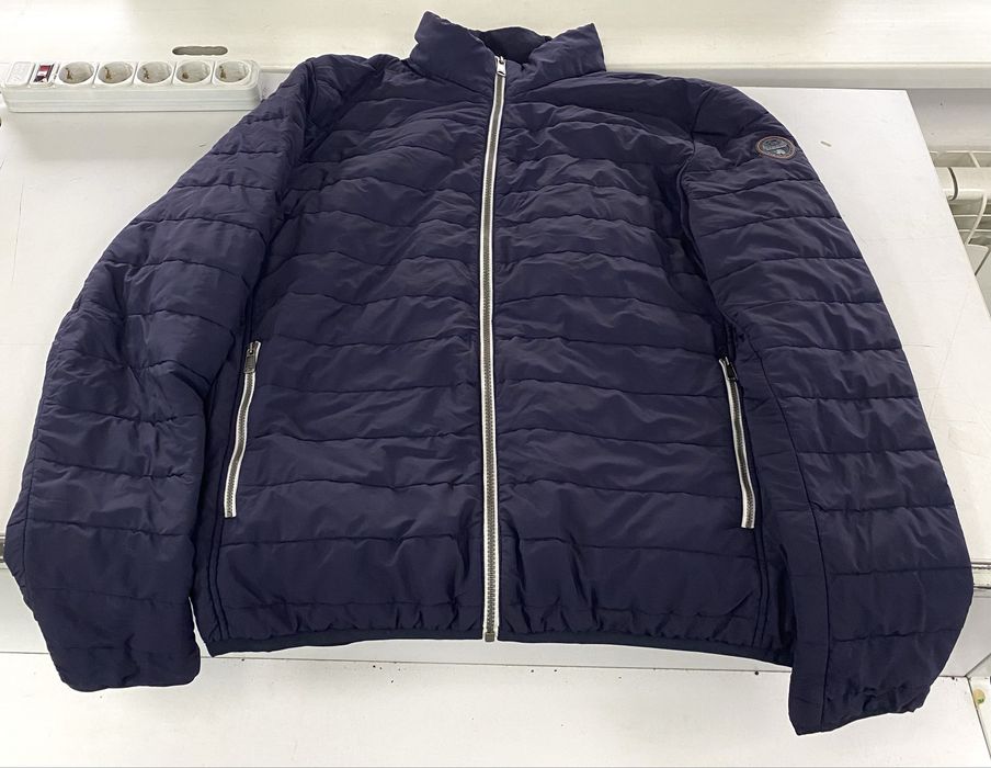 Кожанная куртка авирех стеганка avirex поставка вещей флис адидас реп