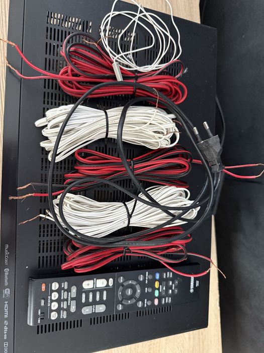 Kino domowe Yamaha RX-V481 amplituner i glosniki, super stan