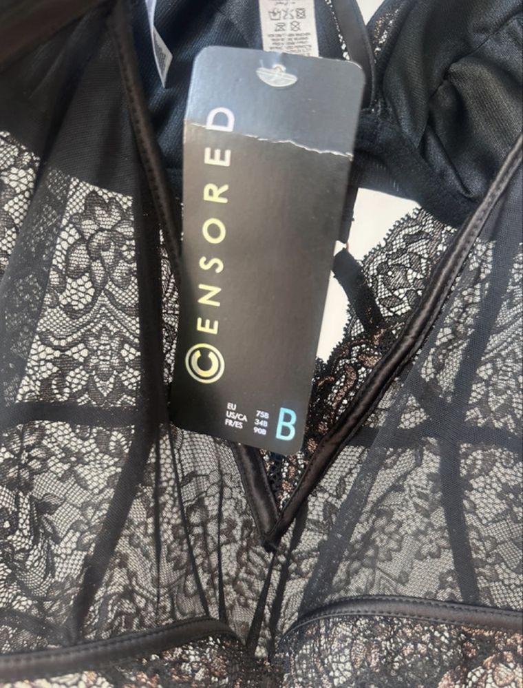 Czarno złote koronkowe body bielizna New Yorker 75B