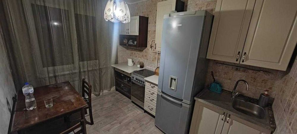 Продається 3-кімнатна квартира в центрі м. Бучі