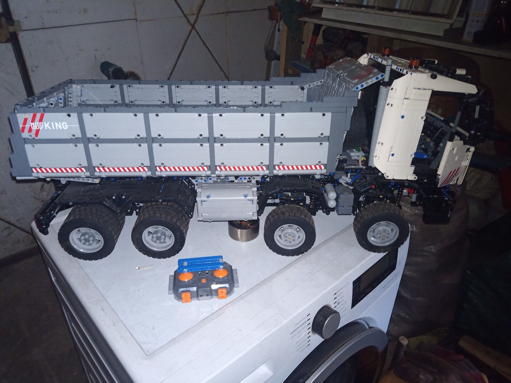 Wywrotka MouldKing 8x8 RC Sprzedam Szybko;-)