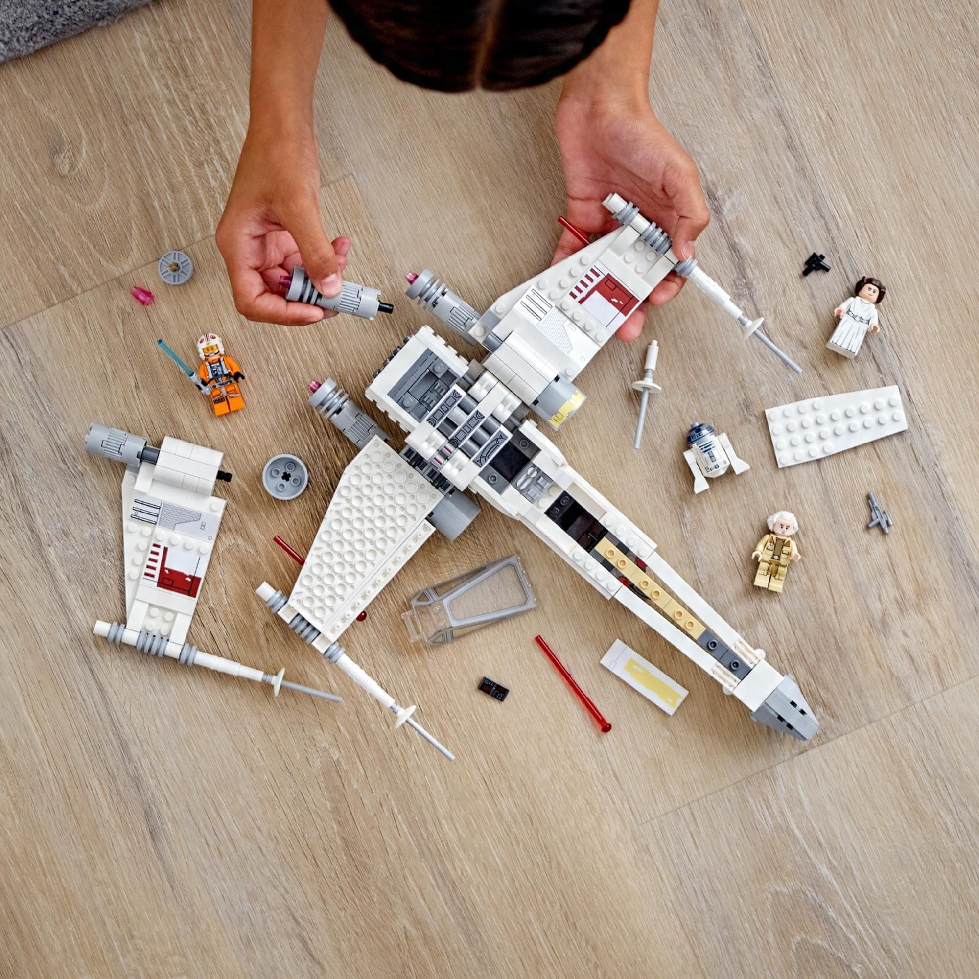 LEGO Star Wars 75301 Myśliwiec X-Wing Luke'a Skywalkera