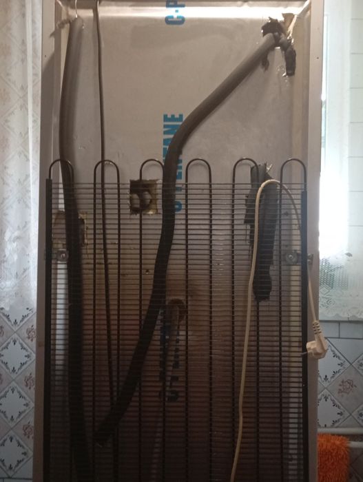 Продам холодильник Атлант