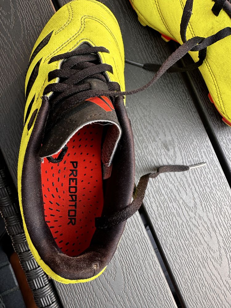 Buty do gry w piłkę adidas predator rozm.33