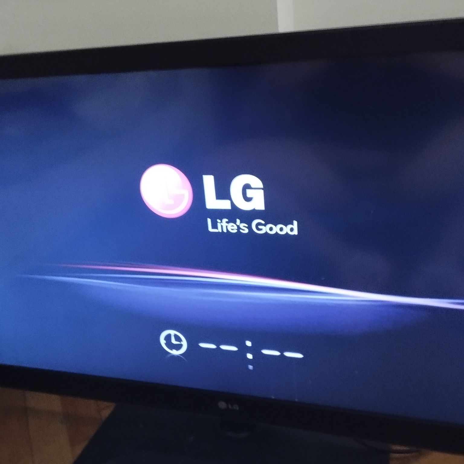 Telewizor LG. LED MCI 100Hz. + pilot
