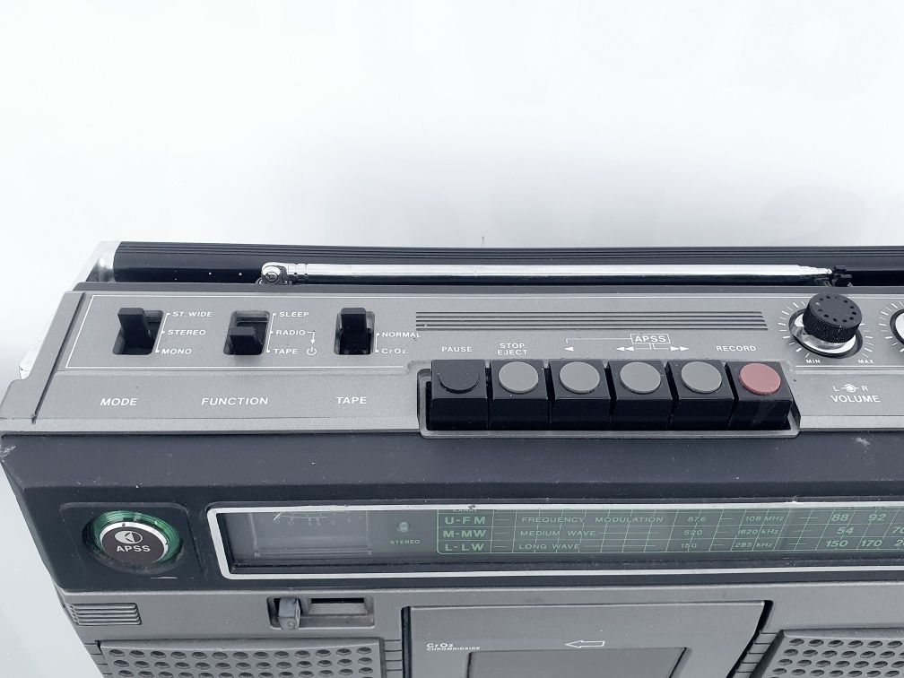 Radiomagnetofon Sharp GF 8080 vintage