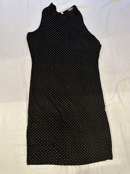 sukienka imprezowa w kolorze czarnego złota