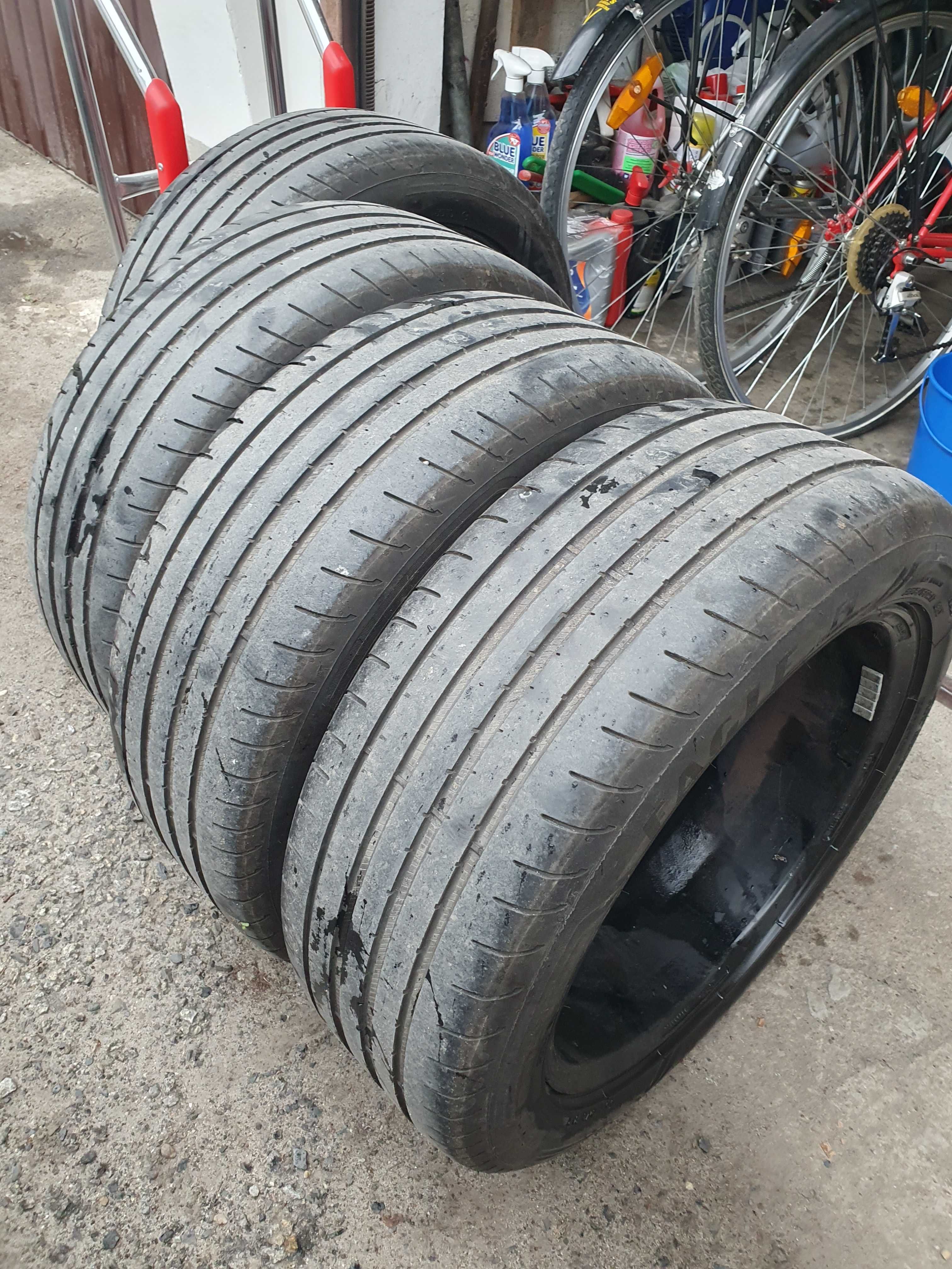 Alufelgi Dezent 17 5x112 ET48 Skoda Vw z oponami 225/50R17 lato