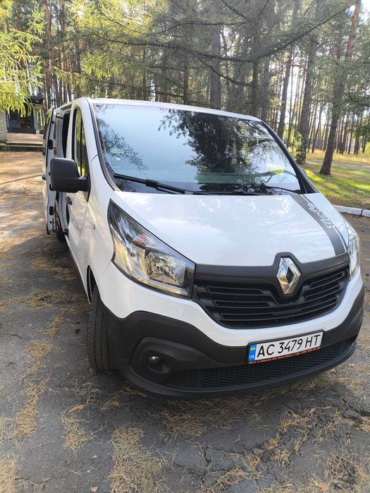 Renault Traffic довга база