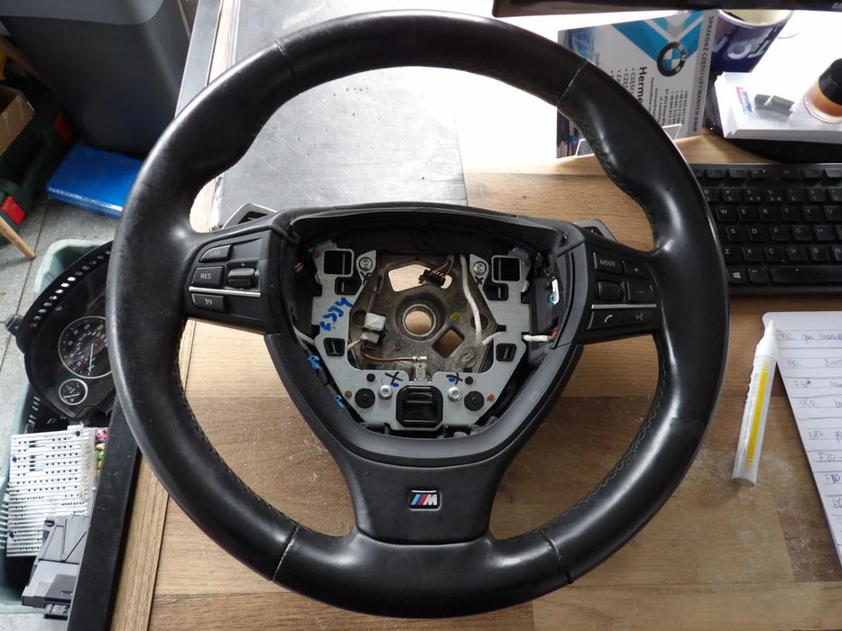 BMW - F10 - KIEROWNICA MULTIFUNKCYJNA - PODUSZKA AIRBAG - M PAKIET