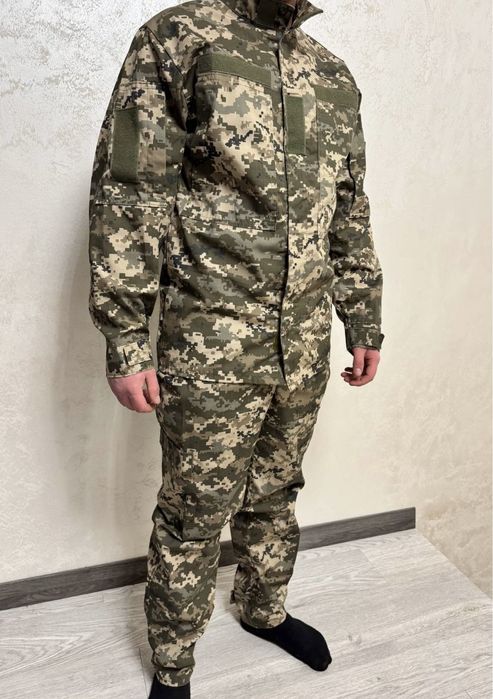 Костюм / Форма Піксель