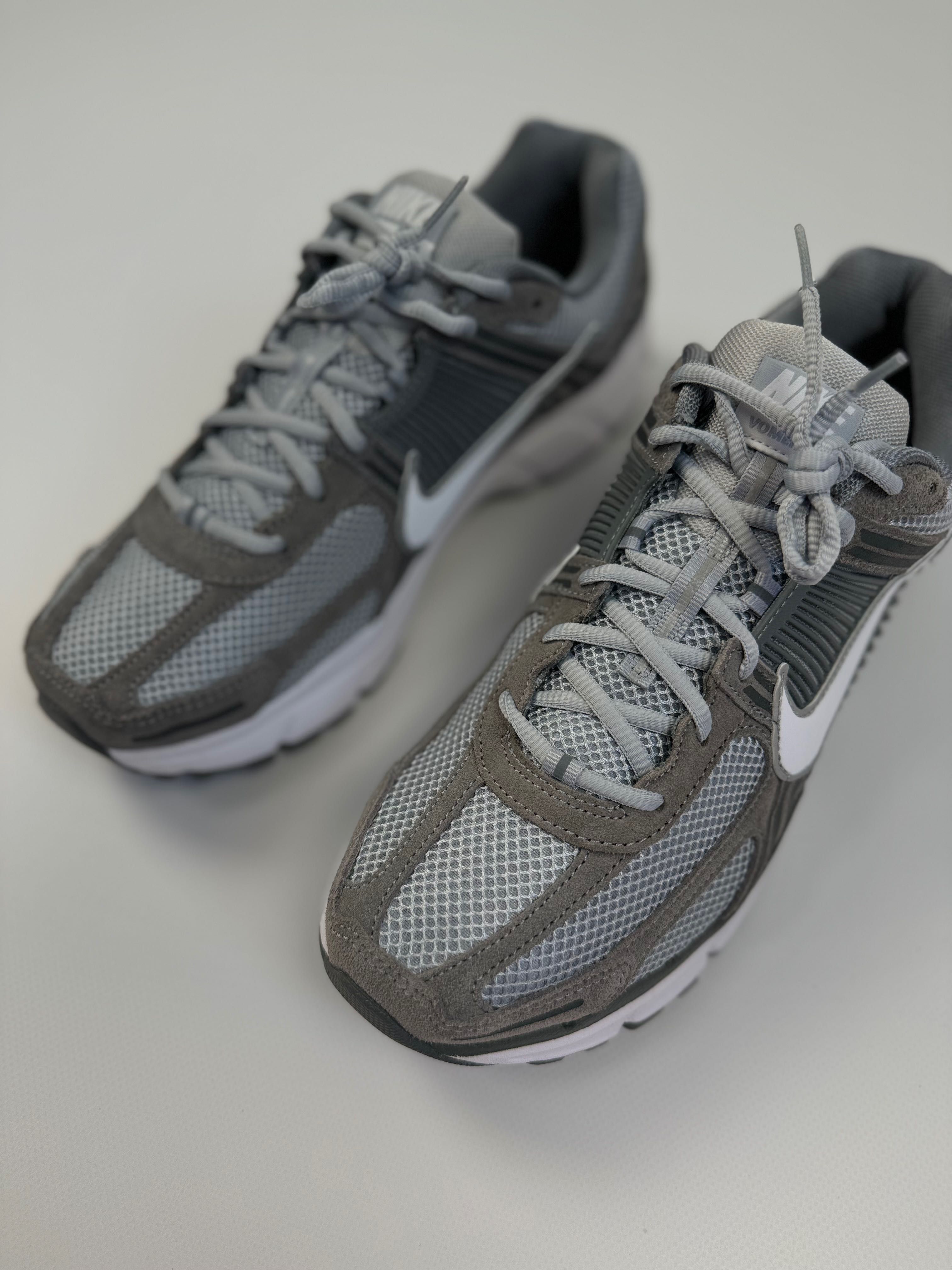 ОРИГІНАЛ | Кросівки Nike Zoom Vomero 5 Cool Grey  HF1553-003