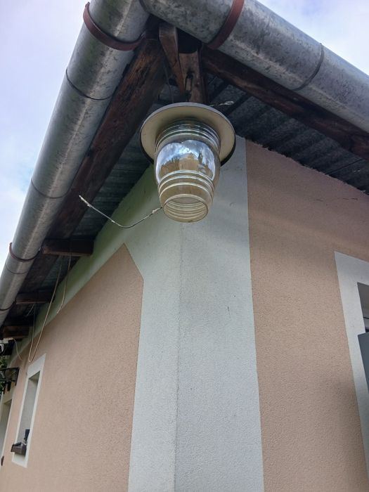 Stara Lampa PRL na pole