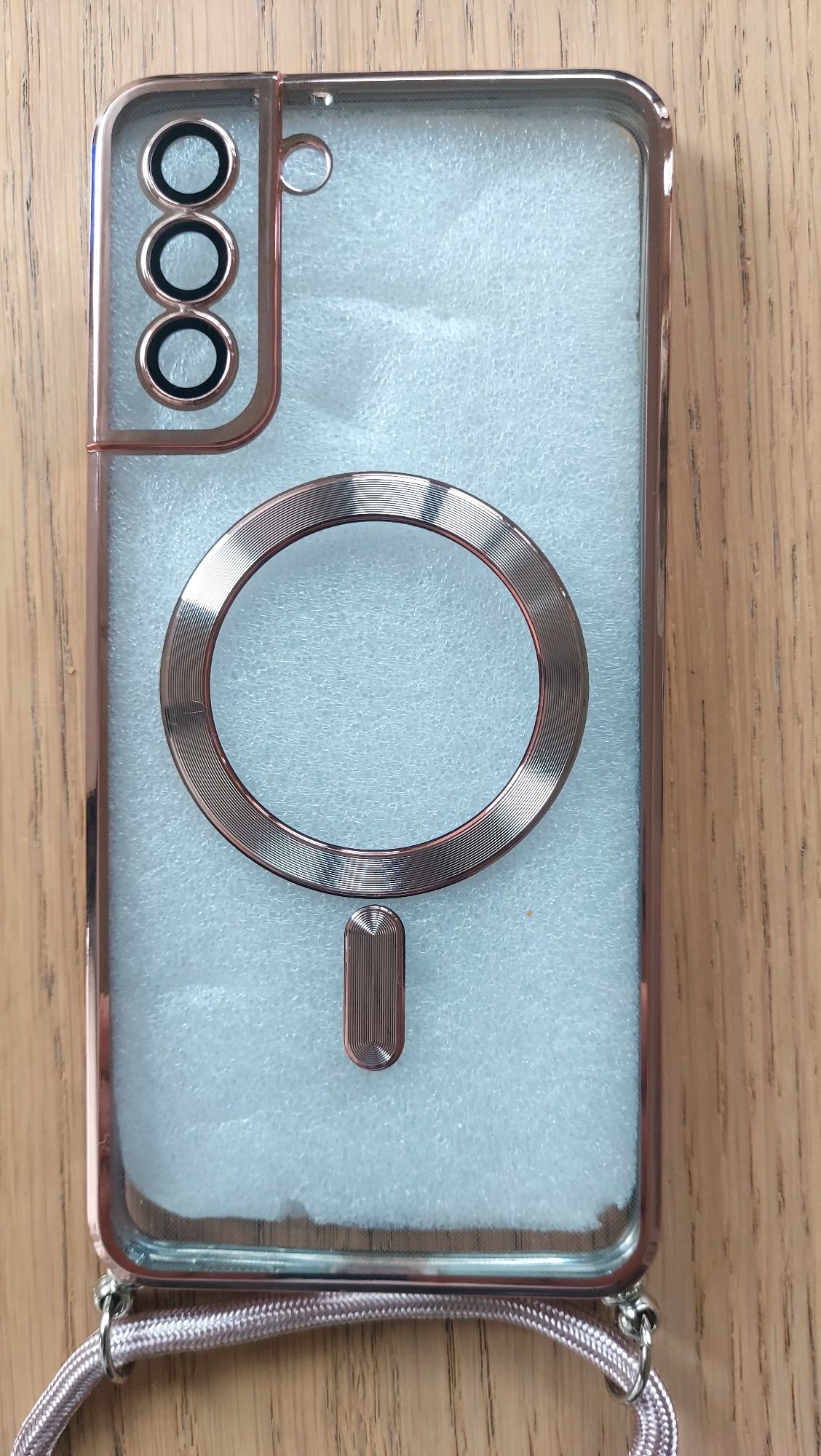 Samsung S21 Plus Etui Złoto miedziane z magnesem i smyczą.