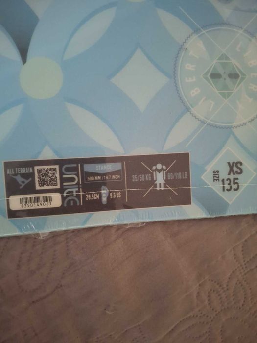 Абсолютно новий сноуборд