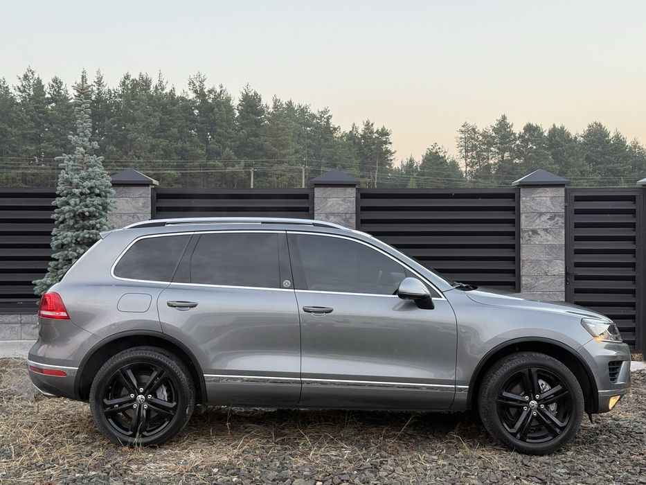 Продам Volkswagen Touareg 3.6 FSI V6 2017