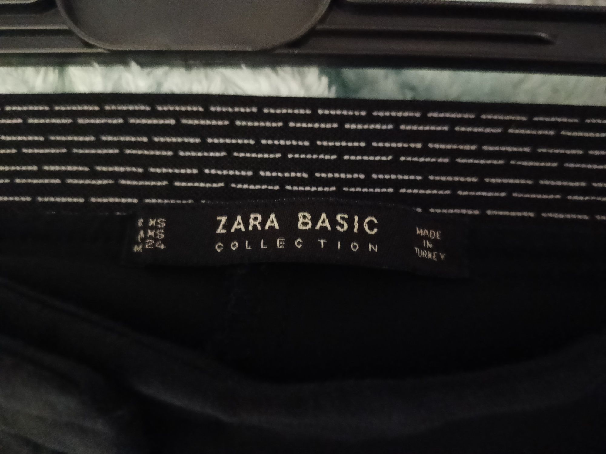 Czarne eleganckie spodnie damskie Zara Basic XS