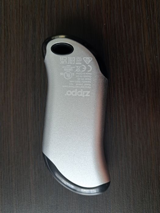 Ogrzewacze do rąk Power Bank Zippo Z4A18 H21