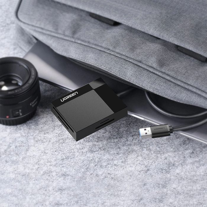 Ugreen czytnik kart pamięci USB 3.0 SD / micro SD / CF / MS czarny