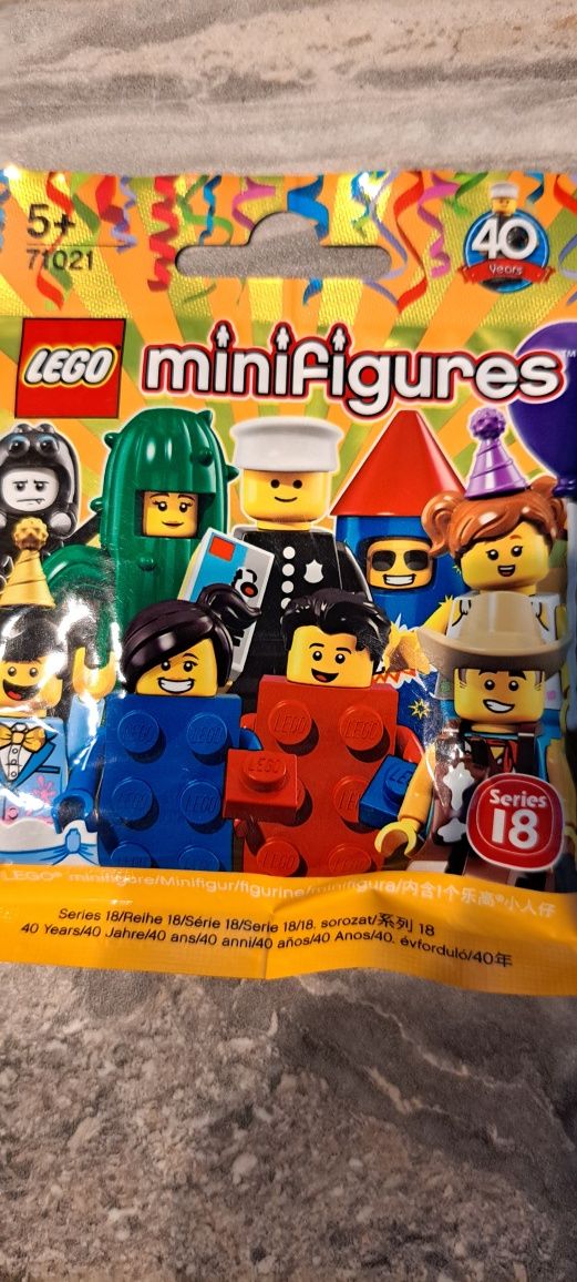 Lego Policjant Seria 18 Minifigurka Minifigures  1978