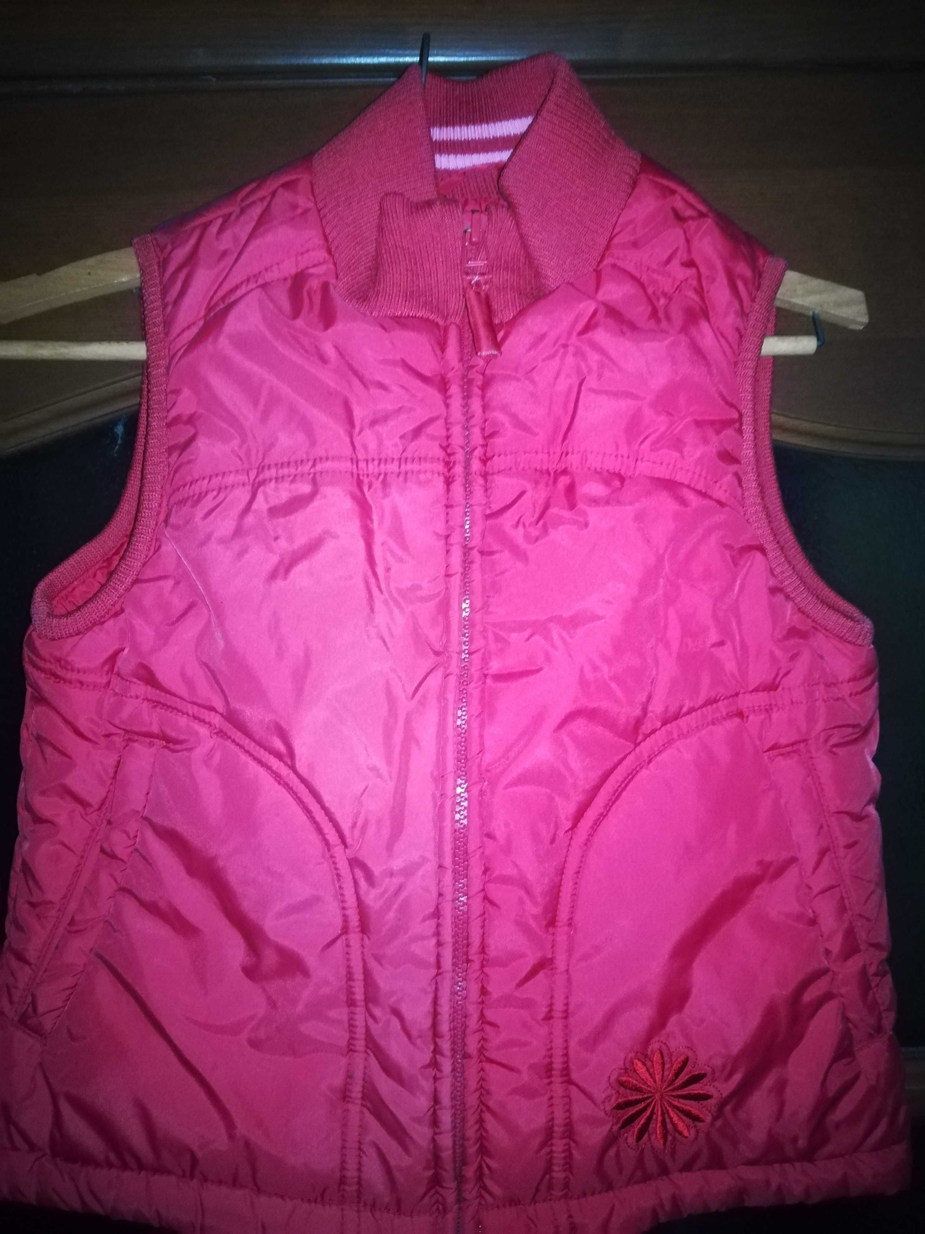 122 Czerwony bezrękawnik kurtka kamizelka H&M 6/7 lat