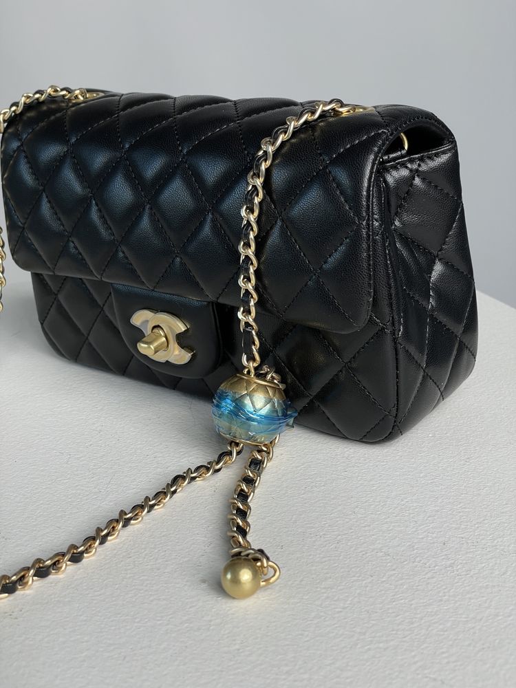 Сумка в стилі Chanel Classic 1.55 Small Single Flap in Black