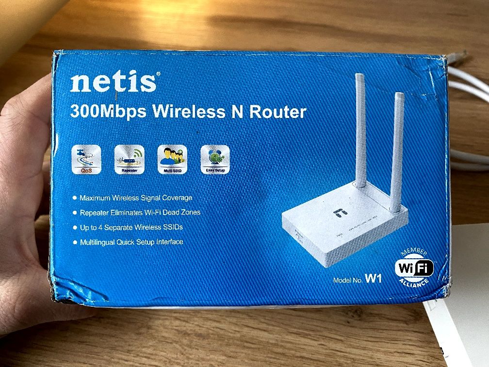 Роутер Netis  W1