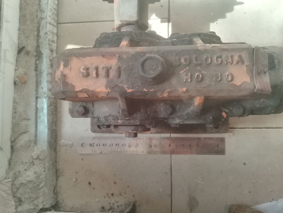 Продам редуктор 1:50