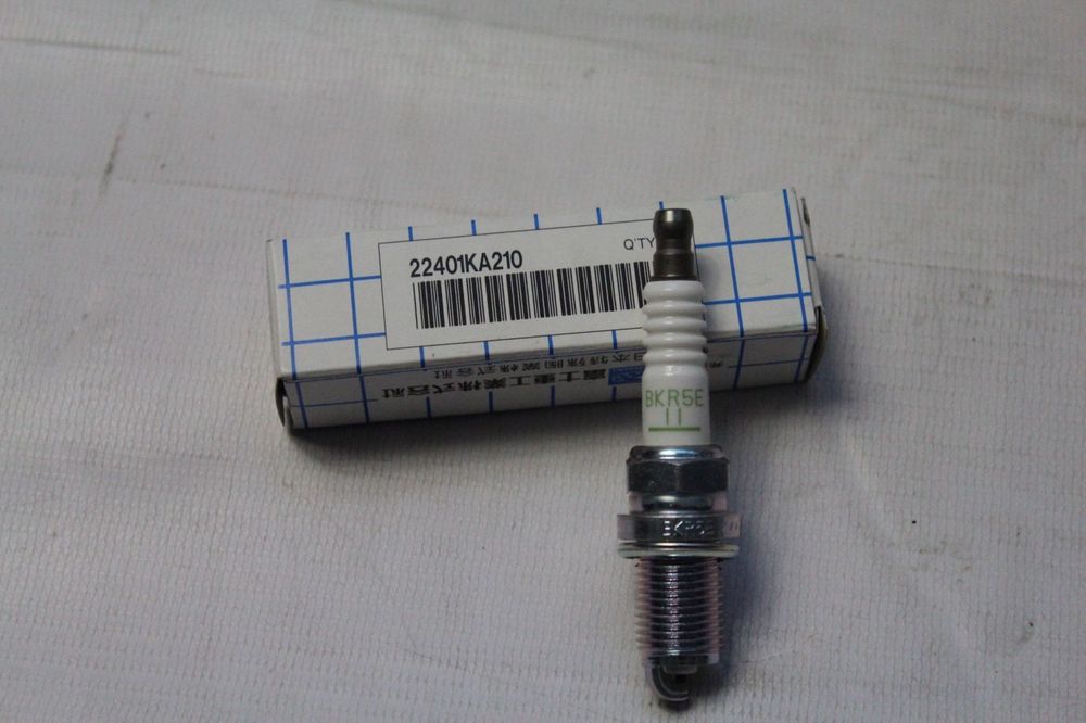 4x 22401ka210 bkr5e-11 świeca zapłonowa subaru
