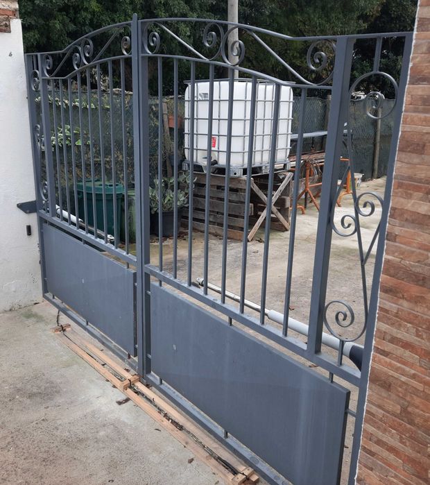 Portão em ferro largura 3 metros