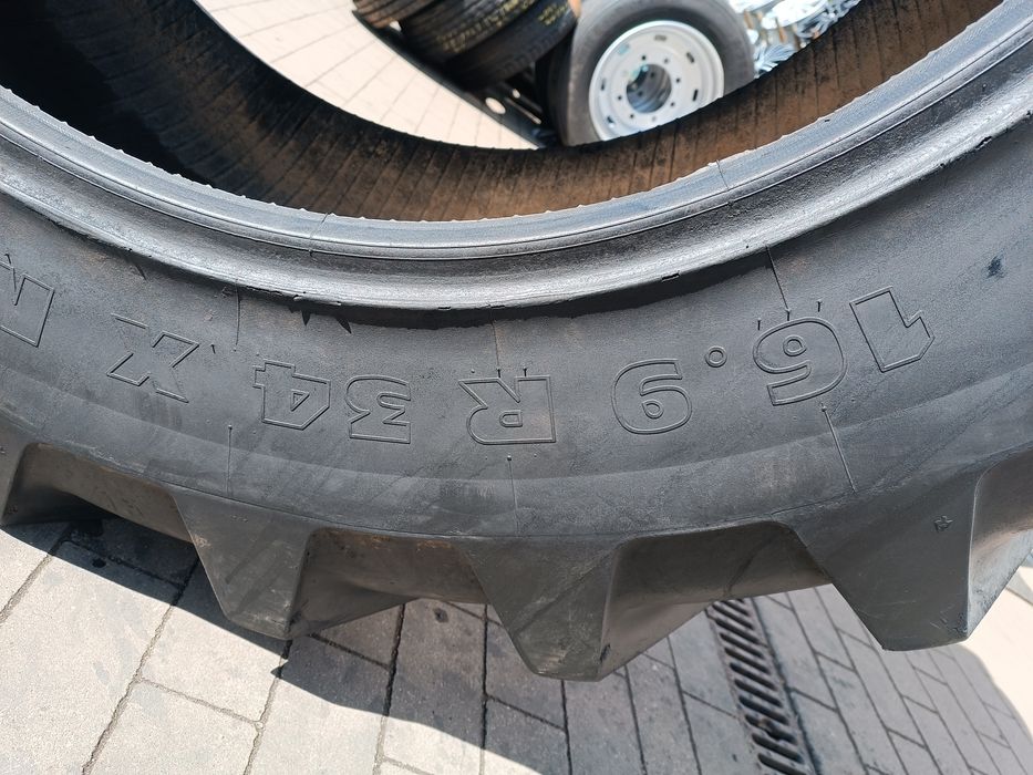 16.9R34 Michelin XM24 opona rolnicza używana