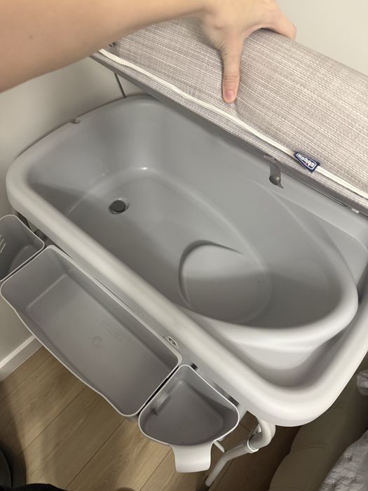 Wanienka z przewijakiem chicco