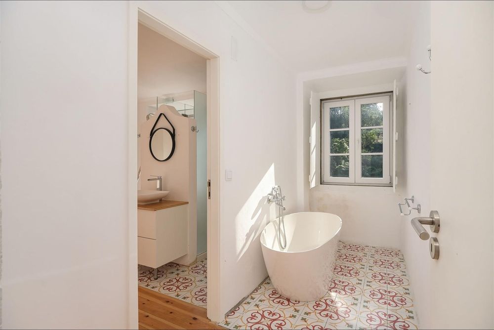 Arrendamento residencial de moradia independente no centro de Sintra