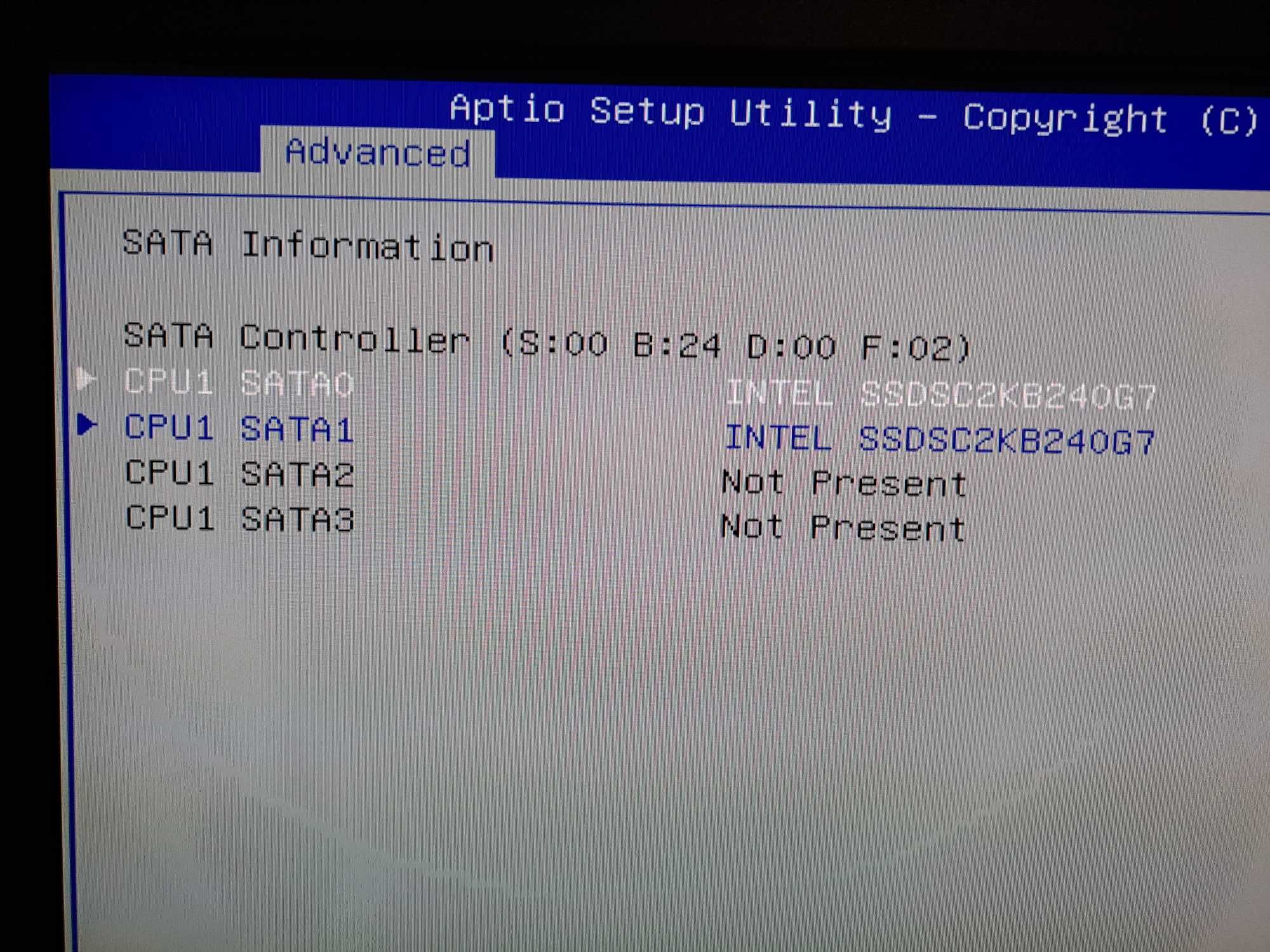 Serwer Supermicro H11DSi-NT 512GB RAM EPYC 7601 8xSAS/SATA SAS9341-8i