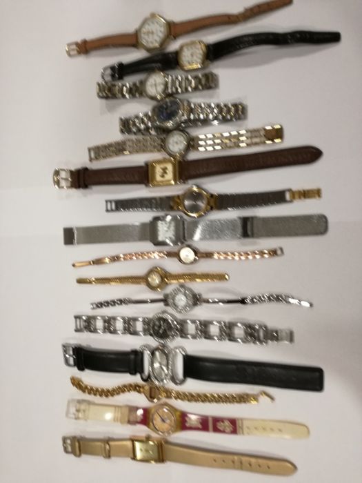 Lote 16 Relógios (1 LIP) Mecânicos e Quartz