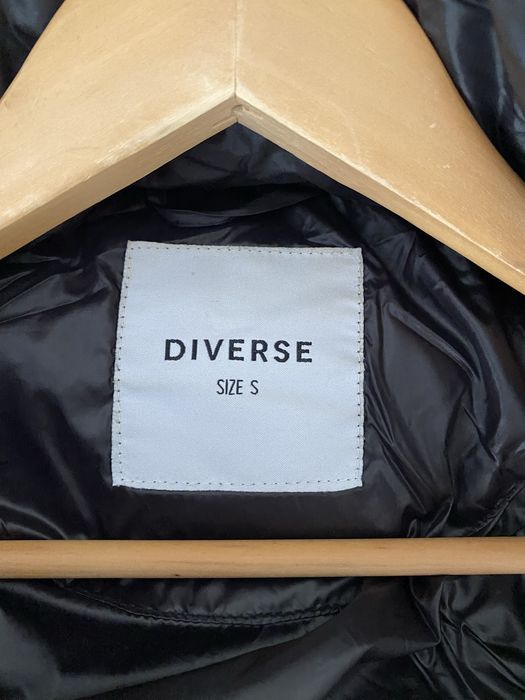 Pikowany płaszcz Diverse S