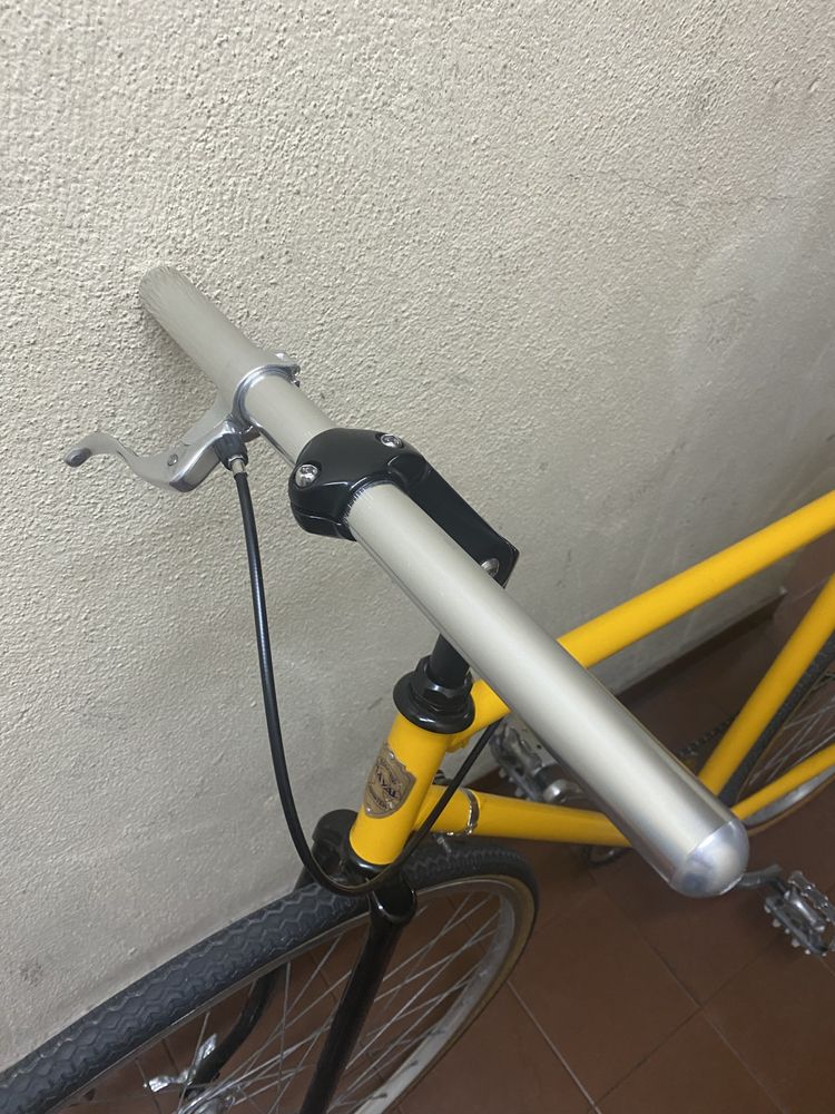 Bicicleta Mayal restaurada e modificada