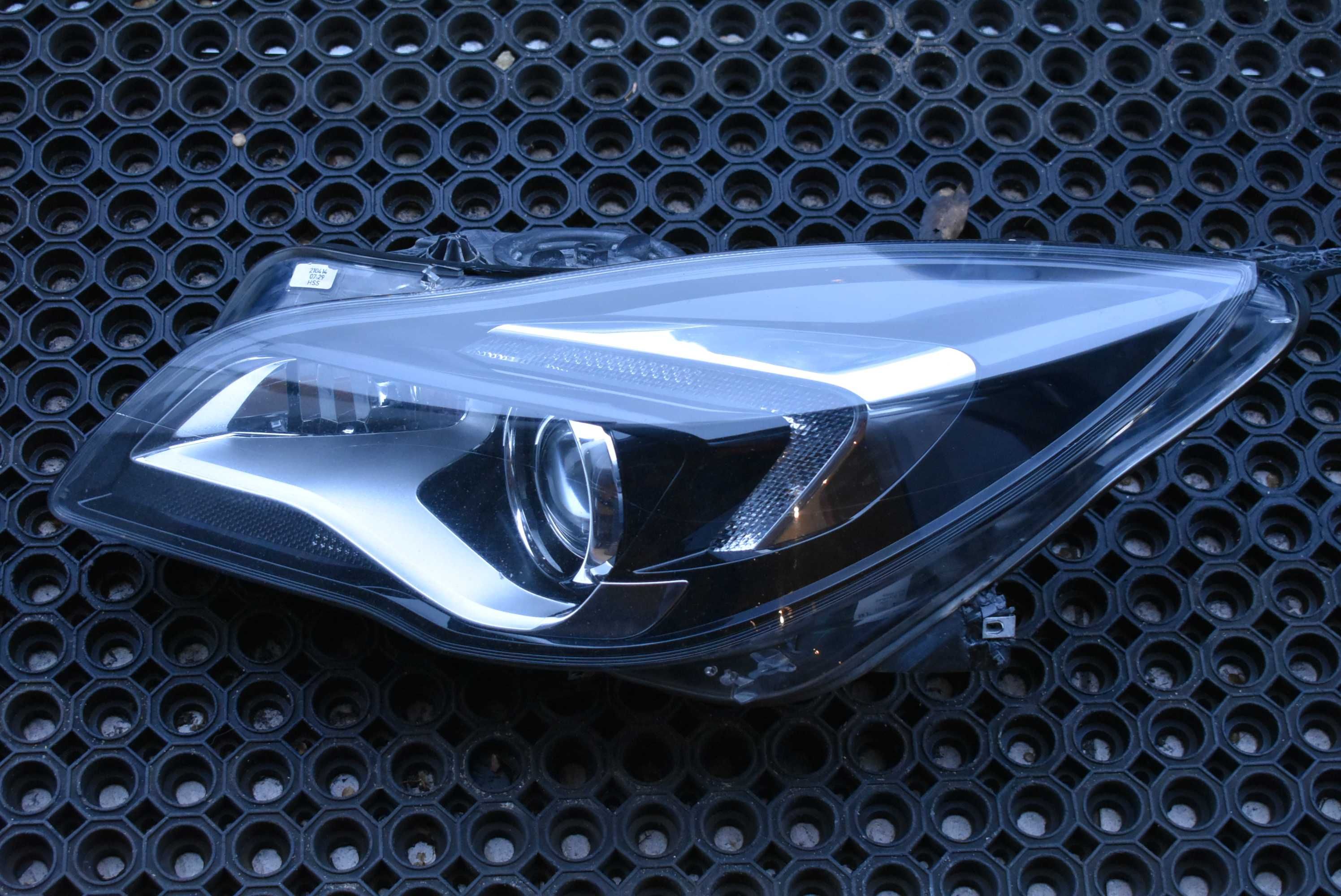 Opel Insignia A lift lampa lewa reflektor xenon skrętny 1ZT01  1166-01