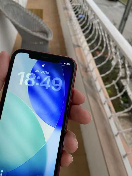 iPhone 11 RED 128 GB